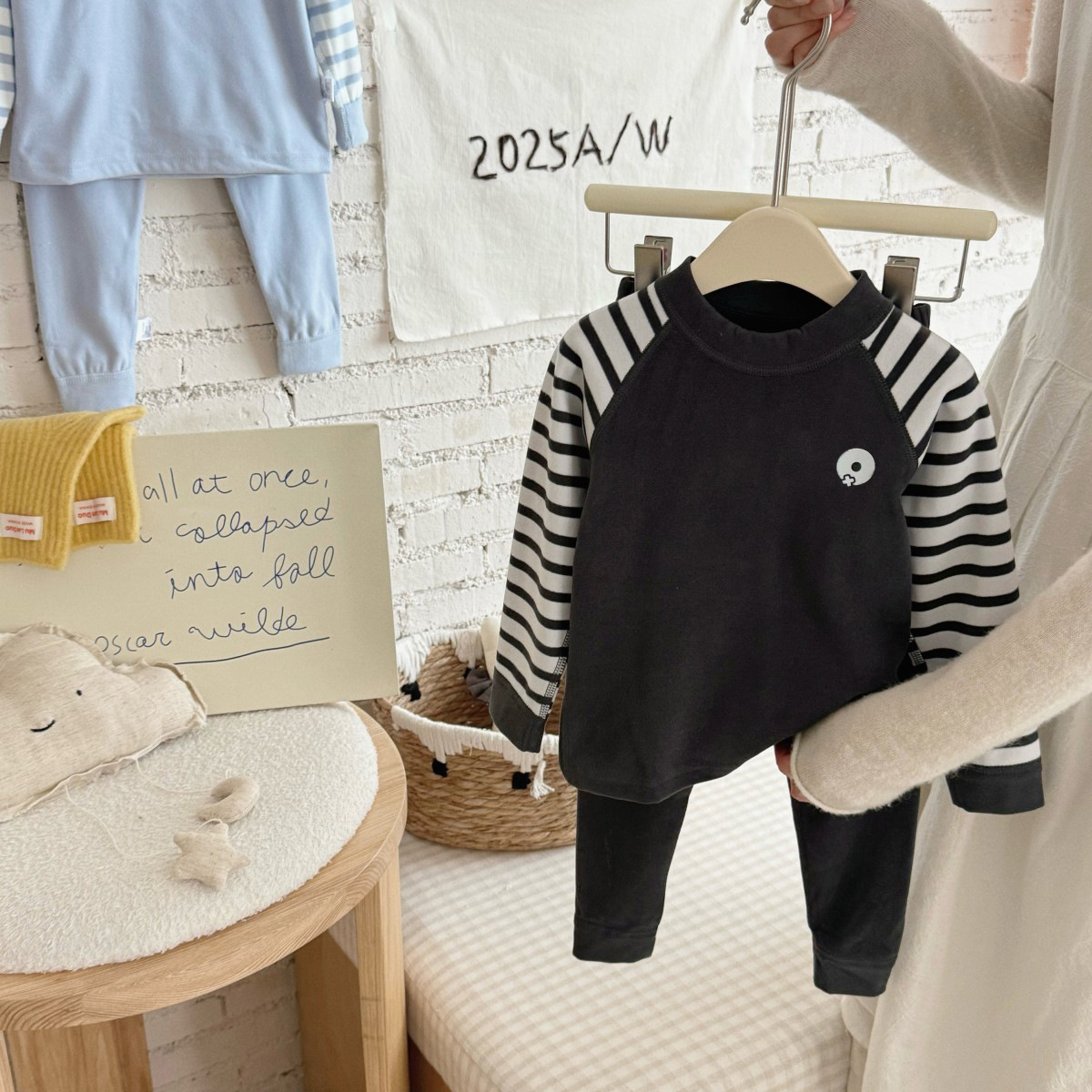 Pantalones de otoño de cuello medio sin hueso ropa interior set pijamas de primavera y otoño calentamiento para padres e hijos ropa de hogar caliente