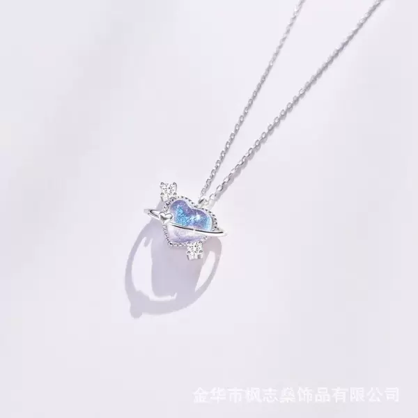 Best Friend Necklace Original Set of Three Cute Trendy Student Versatile Heart-Shaped Children's Gift for Three People