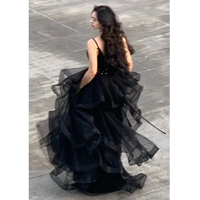 Vestido de noche negro elegante estilo francés moderno para graduación, examen de arte de verano 2026, para anfitriona