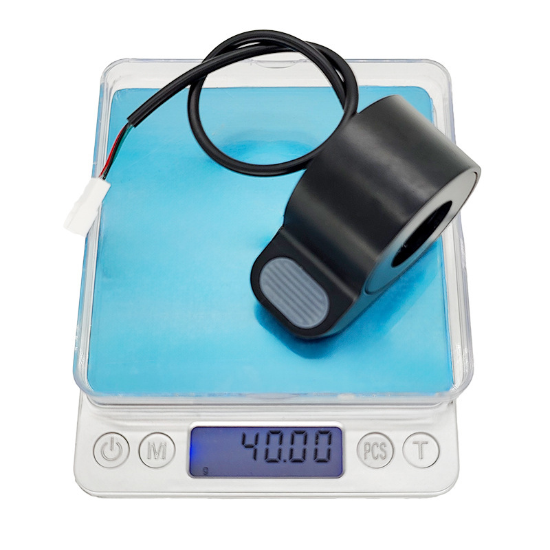 Self-Selling Accelerator Throttle Thumb Speed Controller Stripe Speed Booster Suitable for 4Pro Scooter Spare Parts Self-Selling Accelerator Throttle Thumb Speed Controller Stripe Speed Booster Suitable for 4Pro Scooter Spare Parts