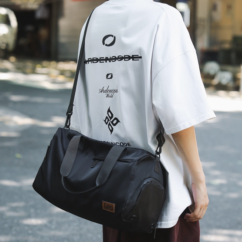 검은색