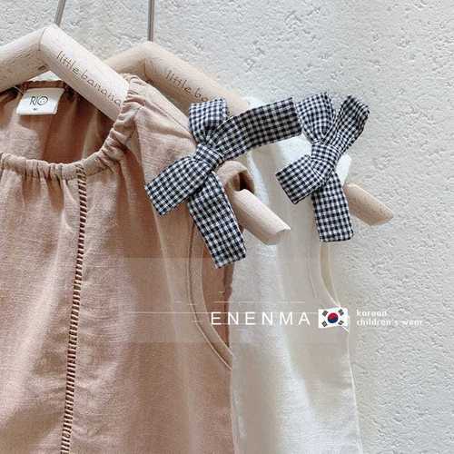 Korean Children's Summer  Sleeveless Blouse for Girls, Loose Cotton-Linen Button-down Shirt with Butterfly Bow, Simple and Elegant Children's Top
