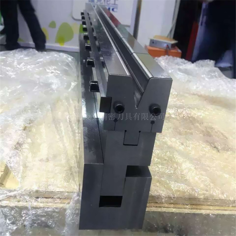 �ӹ����������ģ�� ��������ģ�� �����޺�30��ѹ�������ģ��