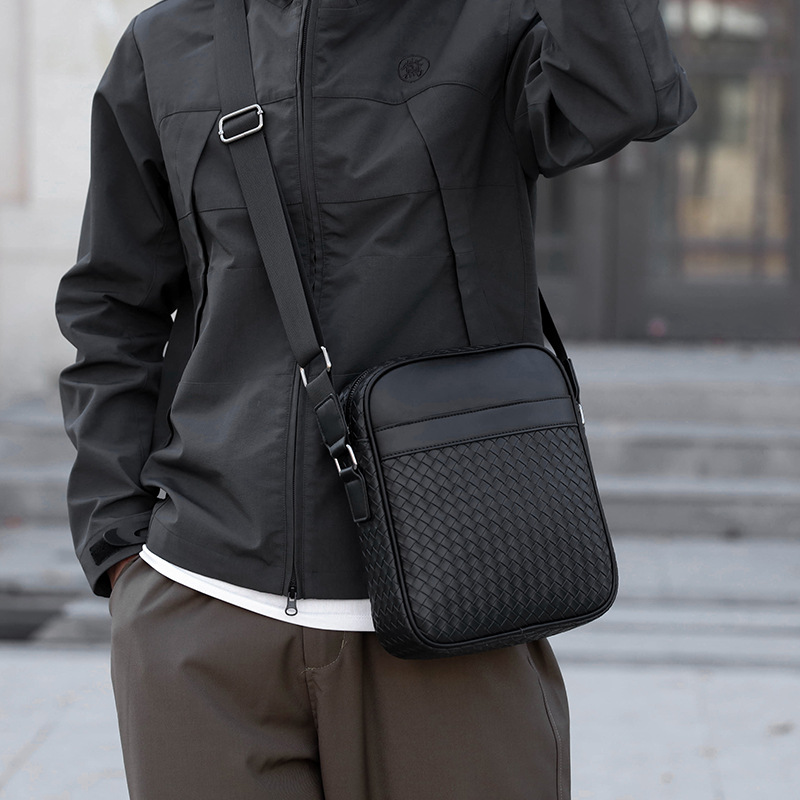Grænseoverskridende ny vævet crossbody-taske til mænd Multifunktionel skuldertaske til mænd med stor kapacitet PU mode til mænd_voghion.com