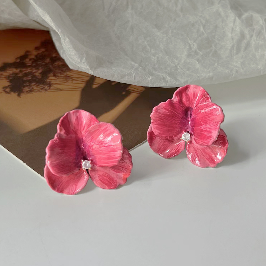 1 Pair Elegant Artistic Flower Stoving Varnish Copper 14K Gold Plated Ear Studs display picture 5