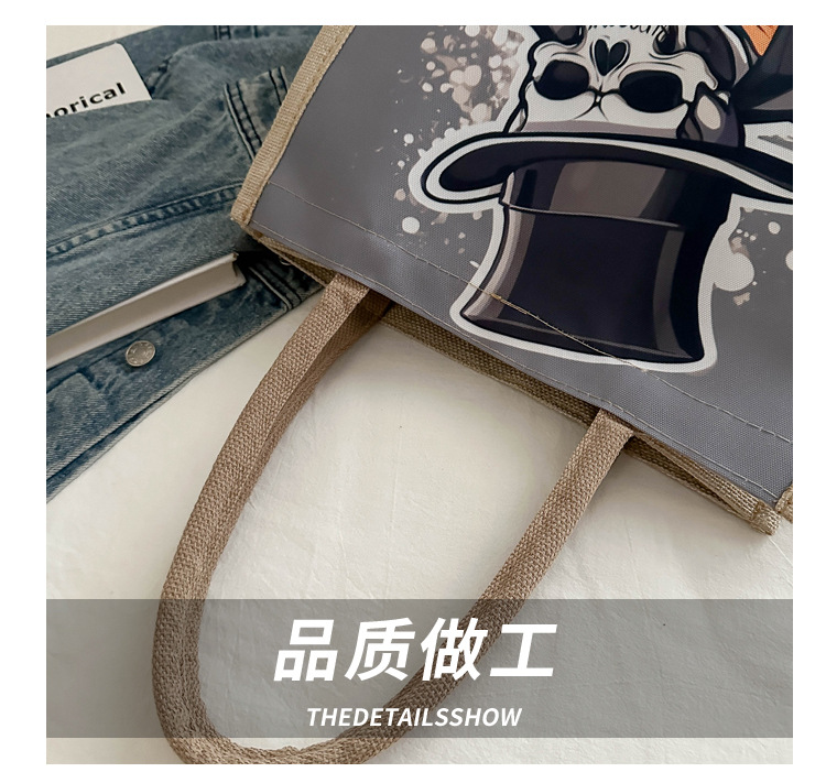 New fashionable skull canvas bag, women's large-capacity tote bag, single-shoulder bag for classes, 2024 fashionable tote bag Item Picture