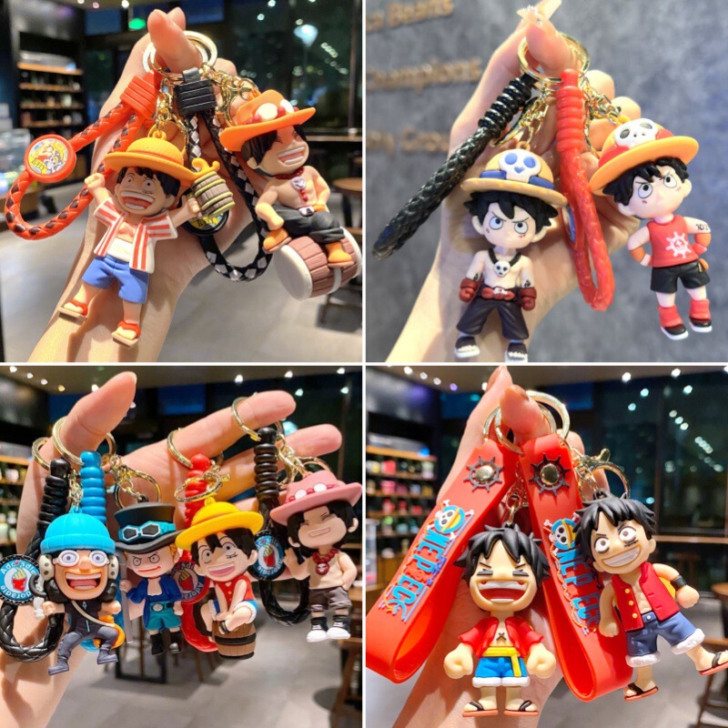 Cartoon one piece keychain anime Luffy peripheral pendant car schoolbag key chain foreign trade small gift wholesale