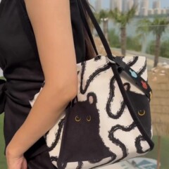 可爱卡通黑猫水桶包松弛感百搭单肩斜挎包潮韩系慵懒风帆布包包女