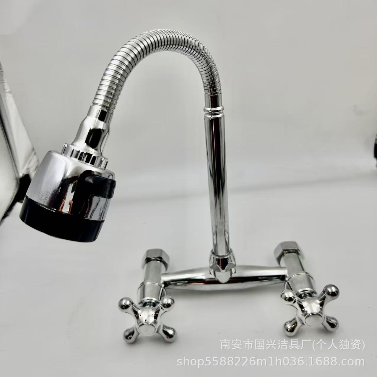 Grifo Mezclador de Cocina de Pared de Aleación de Zinc, Agua Fría y Caliente, Giratorio Universal, para Fregadero image 8
