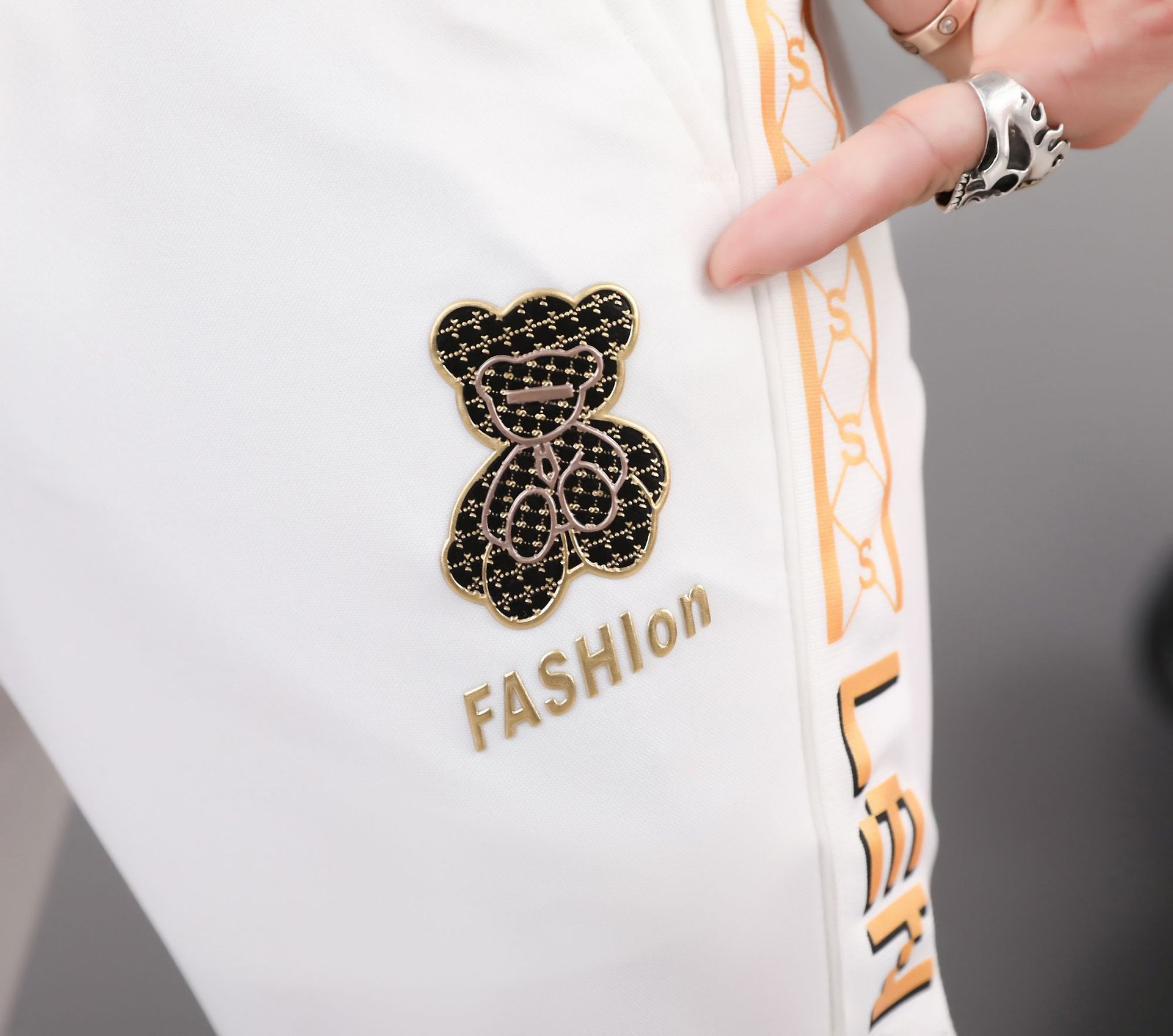 Thin 2022 Summer White Sports for Casual New Trendy Brand Tight Fit Men's Quick Drying Sanitary Pants_voghion.com