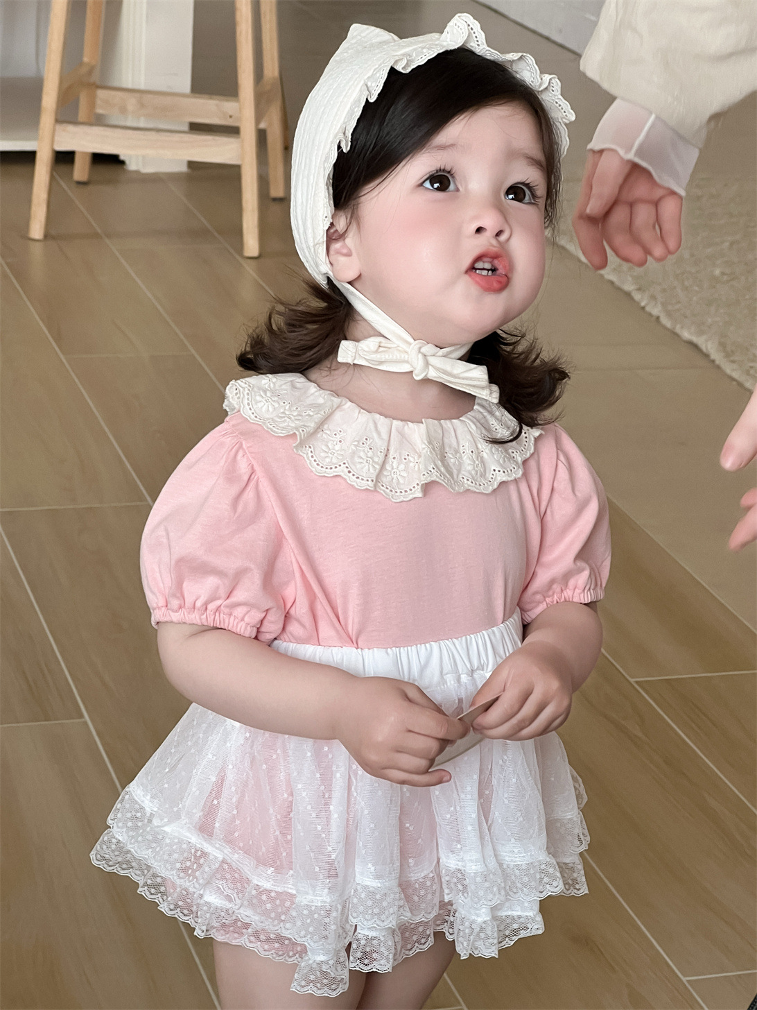 Ropa de verano para bebés, ropa fina para niños, mono de verano 2026 de nuevo estilo, ropa infantil estilo coreano, body con cuello de encaje para niñas.