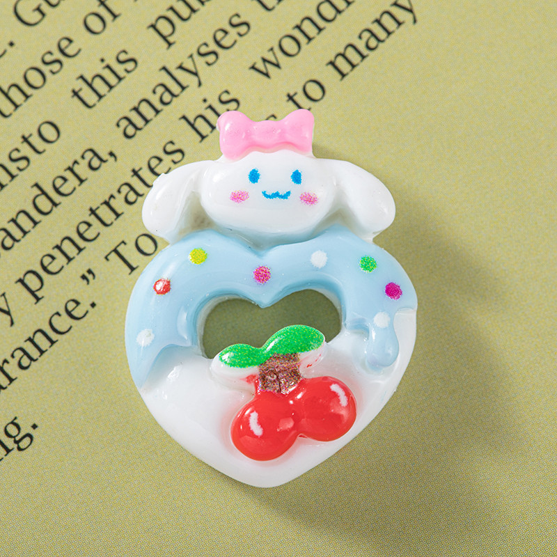 De dibujos animados de Sanrio amor donut resina accesorios lindo DIY crema pegamento caja del teléfono material horquilla al por mayor