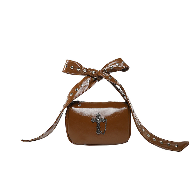 Bolso de textura transfronteriza 2025 verano nuevo bolso femenino moda fresco remache bandolera cruz personalizada