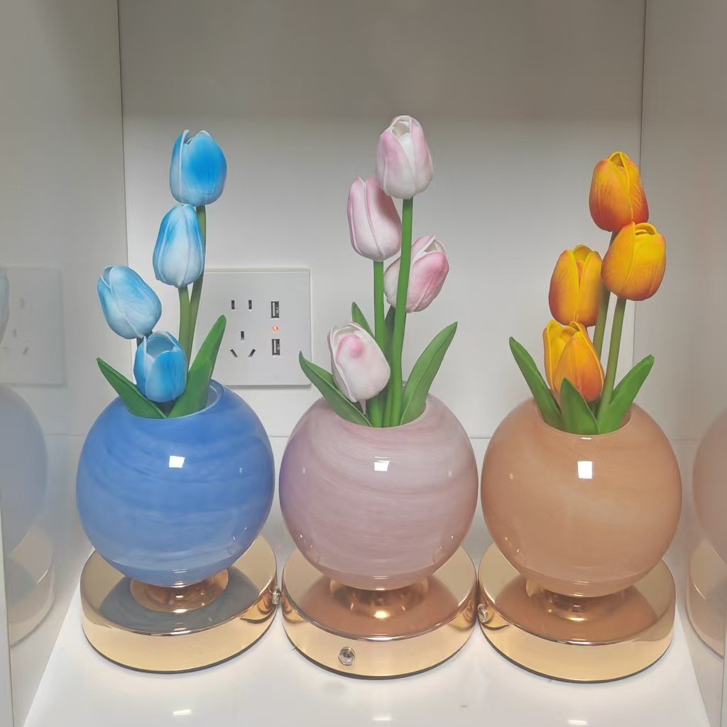 Nuevo tulipán lámpara de noche simulado ramo de flores lámpara de escritorio decoración dormitorio cabecera de la cama atmósfera lámpara fantasía planeta luz