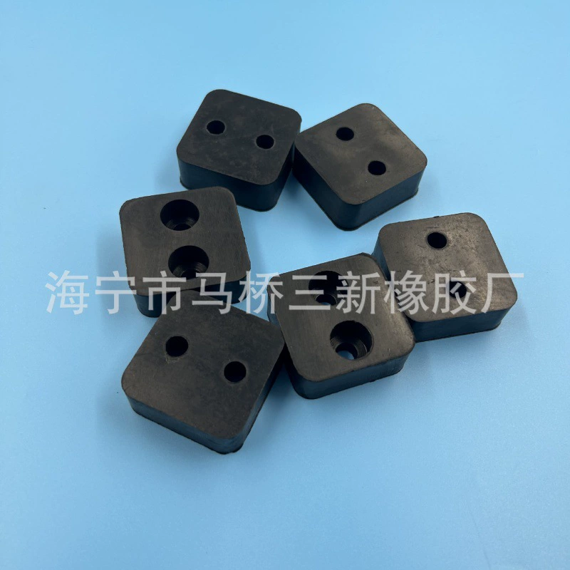 Утолщенный в отверстиях износостойкий буфер, амортизирующий противоударный резиновый блок, резиновая прокладка, резиновый амортизирующий блок, резиновая прокладка