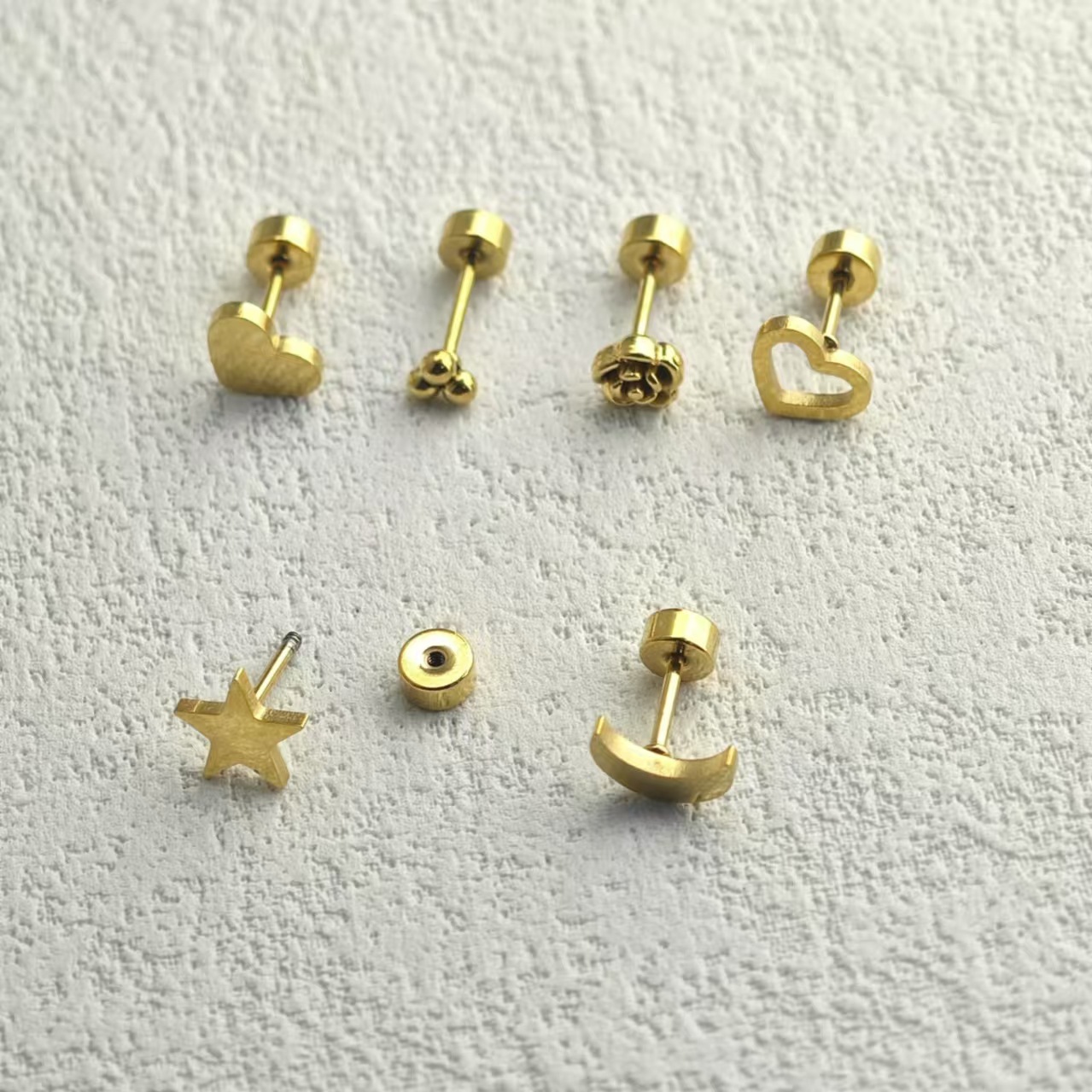 Men's Titanium Stud And Hoop Earring Set For Daily Wear_voghion.com