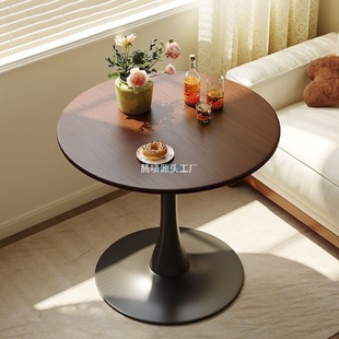 Trendy Modern Minimalist Small Apartment Table and Chairs Dining Table Business Negotiation Table Tulip Small Round Table Milk Tea Shop Ins Style
