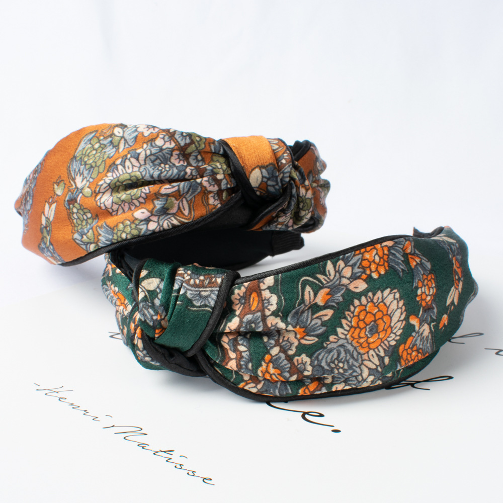 Women's Vintage Style Flower Cloth Handmade Hair Band display picture 7
