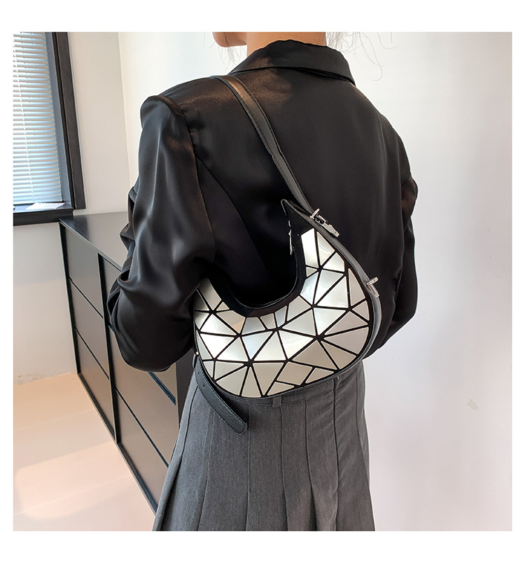 Geometric Armpit Bag For Women Versatile Trendy Shoulder Handbag_voghion.com