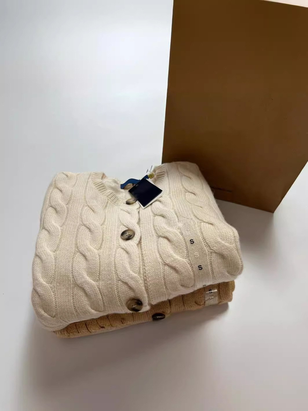 ラフ高品質スキャン可能な80% ウール20% カシミヤPLウールカーディガン