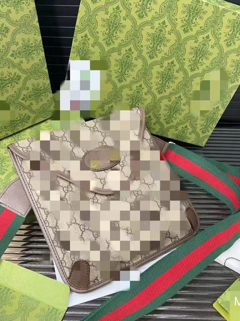 Gucci Kişi Çiyin Çantası - Klassik Loqo Messenger Model