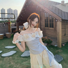 一字肩立体花半袖tシャツ女性夏デザイン感しわ修身不規則な短い上着