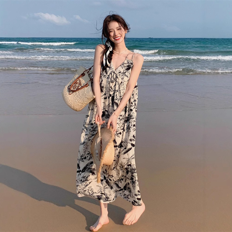 Chinese Style Ink Print V-neck Sling dress Summer Women's French Niche Loose Laid-back Knee Long Style Chinese Style Ink Print V-neck Sling dress Summer Women's French Niche Loose Laid-back Knee Long Style