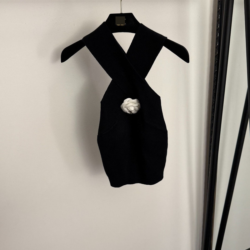 Nanyou Cross Halter Neck Floral Sleeveless Knitted Vest for Women, Summer Design, Niche Style, Trendy Sleeveless Top for Women