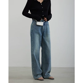 女式衬衫;女式针织衫;休闲裤