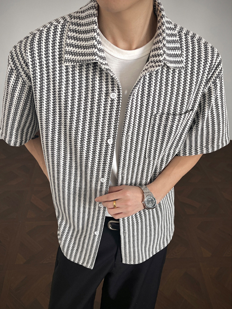 Fishbone Pattern Boxy Short Sleeve Overcoat For Men Stylish_voghion.com