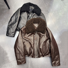 真皮绵羊皮油蜡皮羽绒女2025冬新款羊羔毛皮毛一体毛领休闲鹅绒服