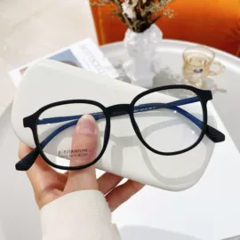 框架眼镜;太阳镜;眼镜片