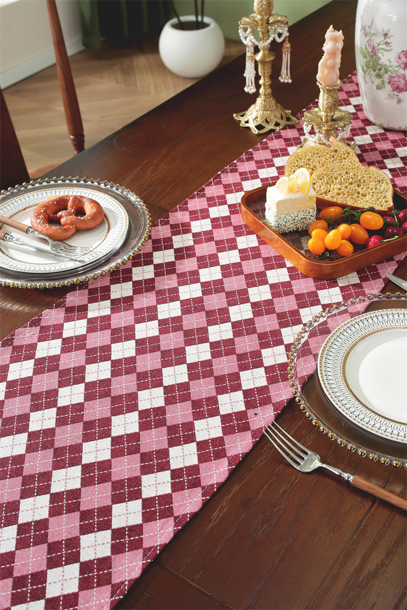 American Retro Geometric Jacquard Tassel Table Runner For Home_voghion.com