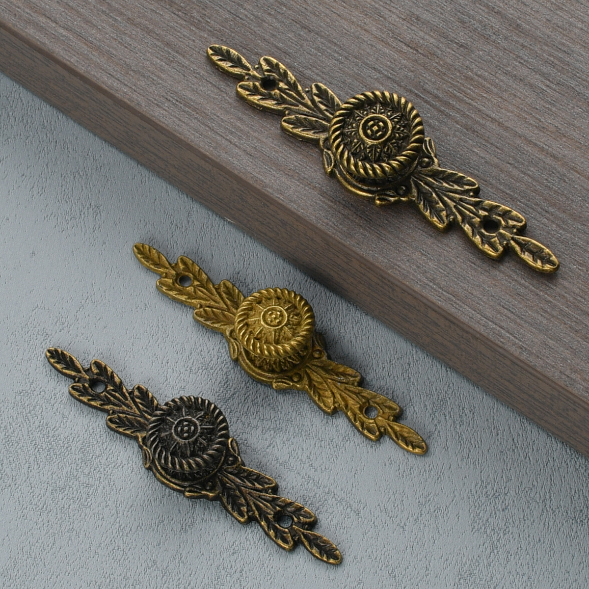 Jingmao Hardware New Chinese Style 84/74/64MM Long Mini Alloy Drawer Jewelry Box with Antique Handle