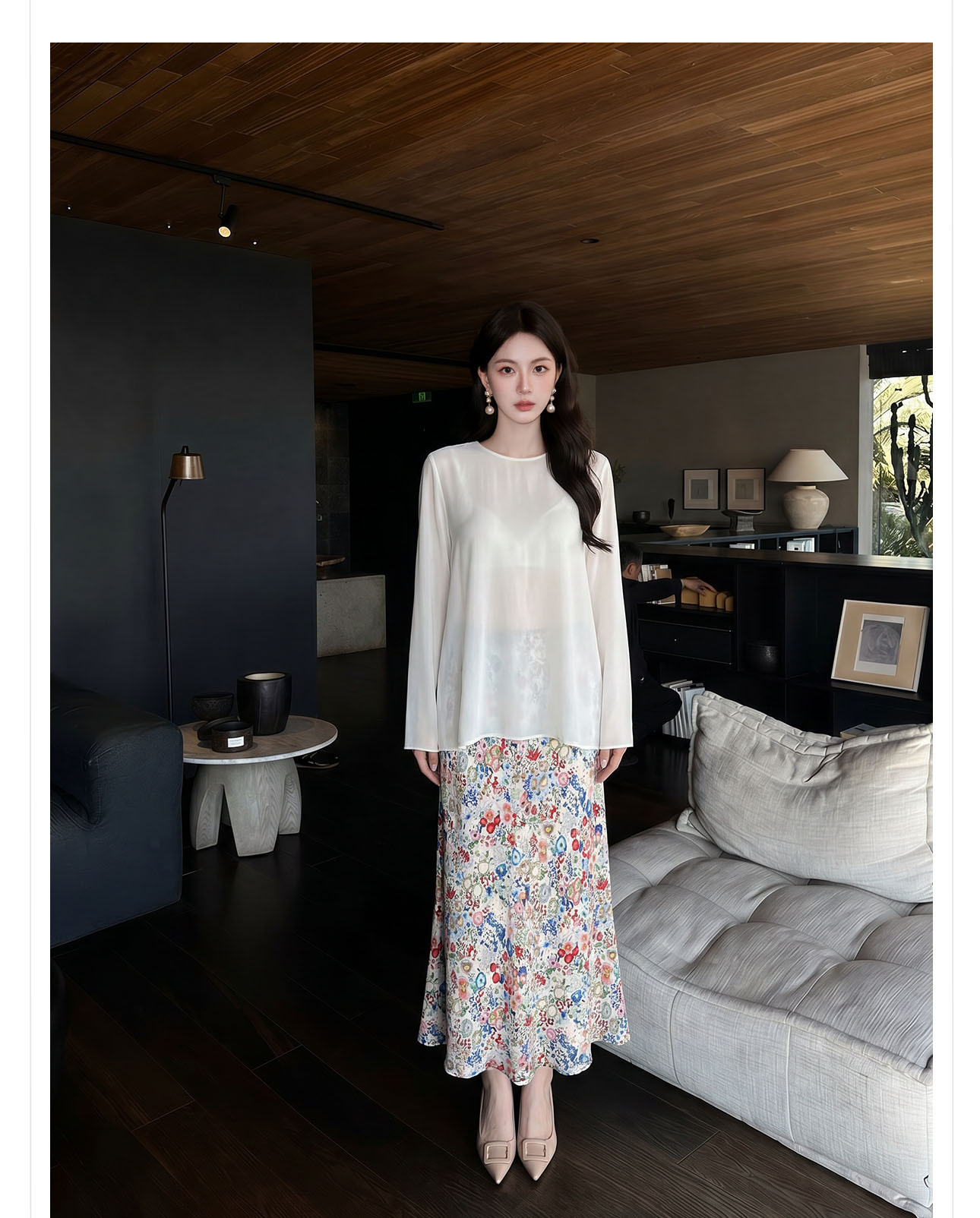 Chân váy xếp ly nữ họa tiết hoa nhí cao eo phong cách tân cổ điển — Hoa văn trắng, Hoa văn đen chi tiết 4