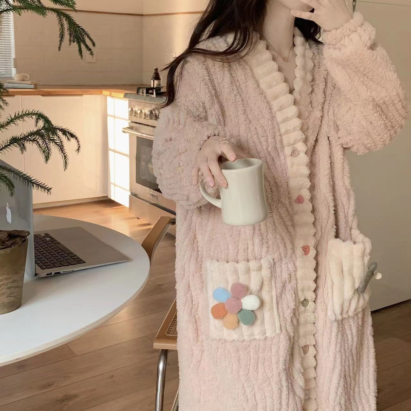彩虹睡衣套装女秋冬法兰绒加厚保暖睡袍甜美纽扣开衫家居服可外穿|undefined