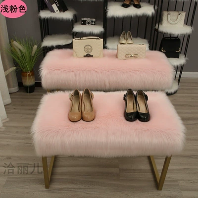 Car Carpet: Display Beautiful Flowing Table Bedside