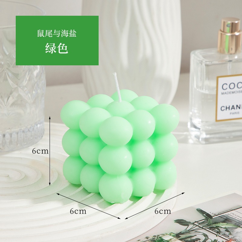 Estilo de bola creativa Cubo de Rubik Vela de aromaterapia al por mayor Oficina del hogar Vela de fragancia simple Adornos de objetos pequeños