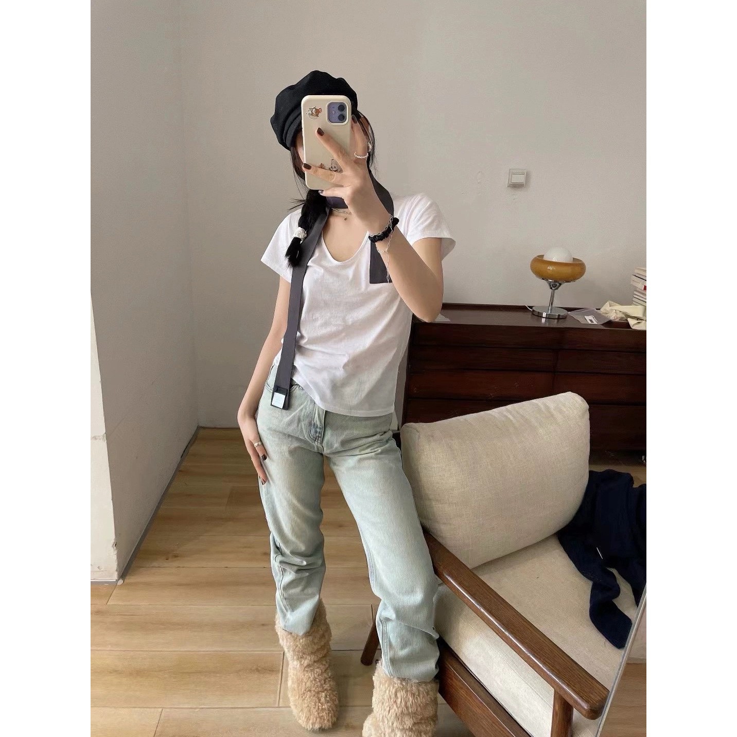 今 2025 春夏新作韓国デザイナーカジュアルクリーンバージョン無地大きな U ネック右肩インナー T シャツ