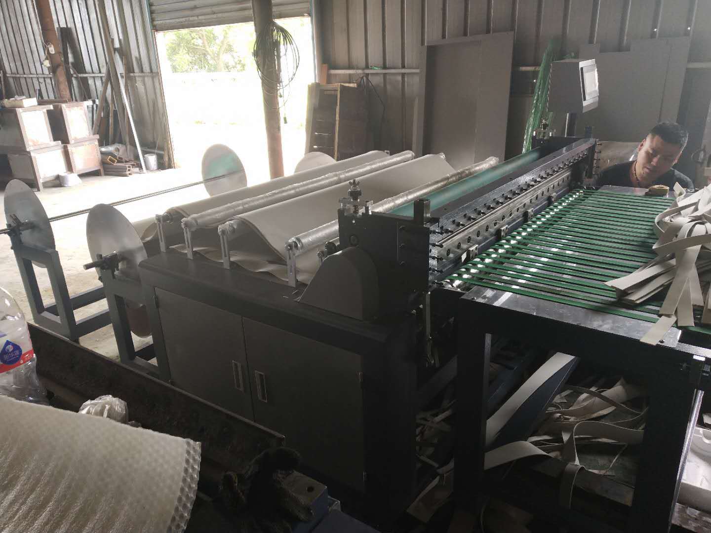 eva透明膜切片机 eva透明膜裁切