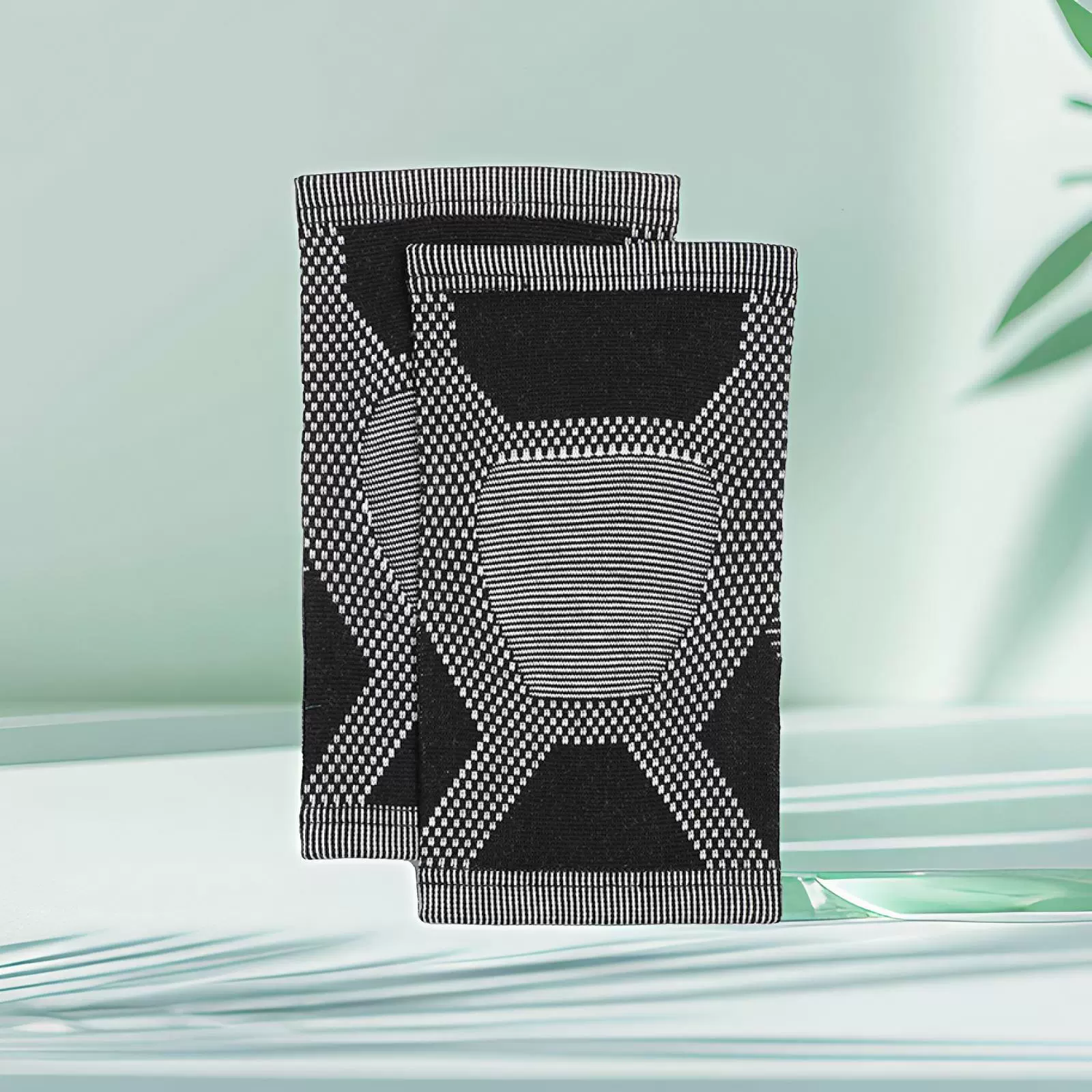 Четырехсторонние эластичные проводящие наколенники, серые и черные эластичные наколенники, универсальные наколенники для всех сезонов.