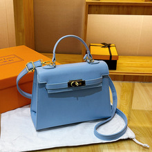 �¿�2025����Ů����С�����r�а����P����߼������μ�б���