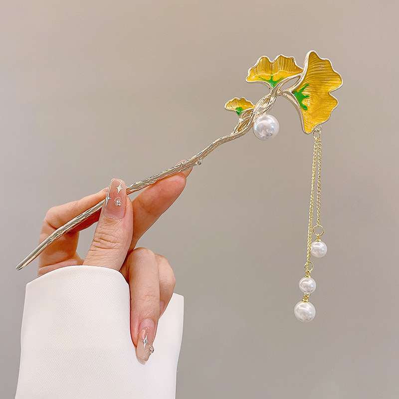 新しい中国風の合金の花のヘアピン、古代スタイルのヘアピン、ハイエンドの軽い高級タッセルヘアピン、ヘアアクセサリー卸売|undefined