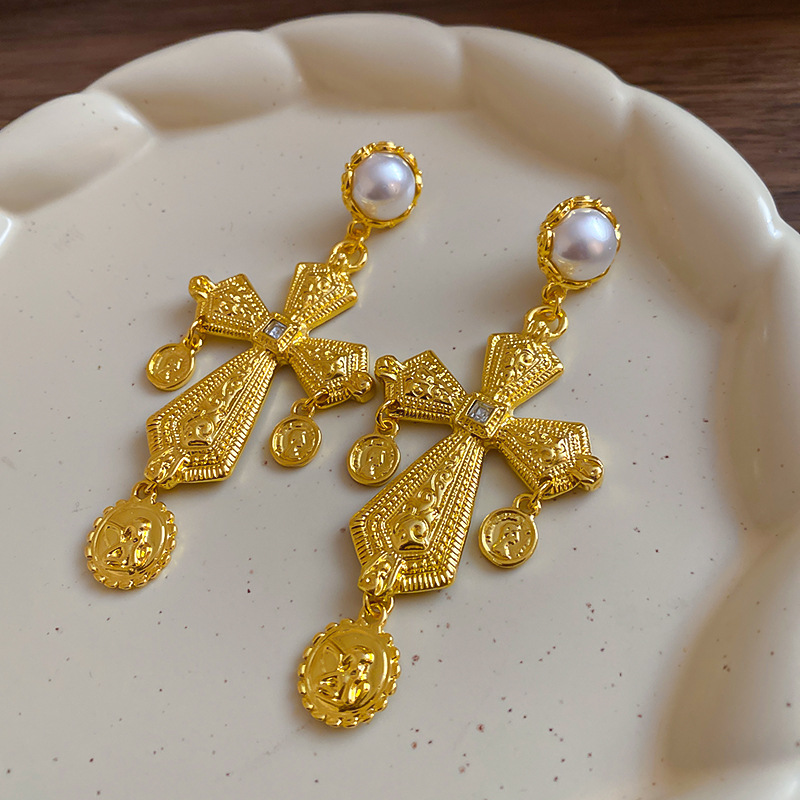 All Seasons Season Women's Gender 1 Pair Vintage Style Cross Plating Inlay Alloy Artificial Pearls Rhinestones Drop Earrings