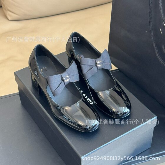 Small Gan Wind Bow Patent Leather Thick Heel Mary Jane 2025 French Sweet High Heel Low Mouth Fashion Single Shoes Women's Shoes