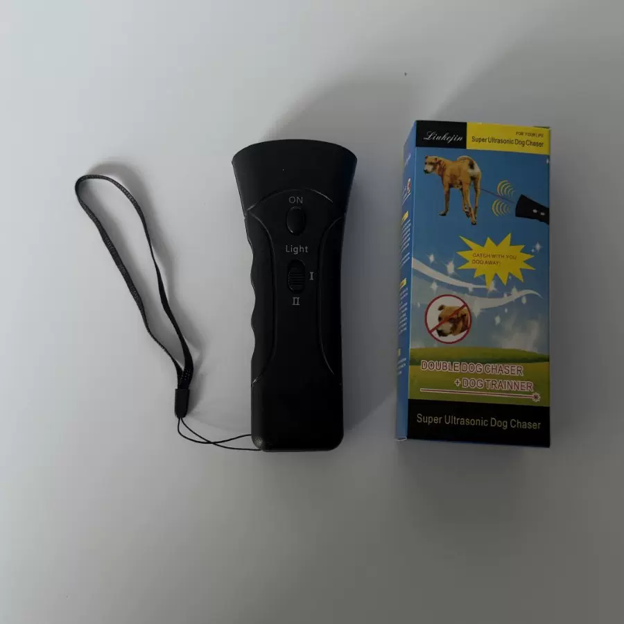 亚马逊现货超声波双头驱狗器LED 双喇叭激光训狗器彩盒无电池dog