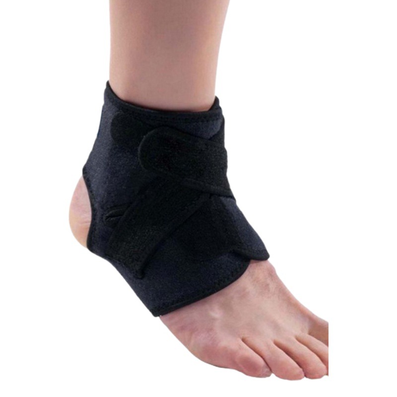 バドミントンの保護具は足首の足首を調節できます。