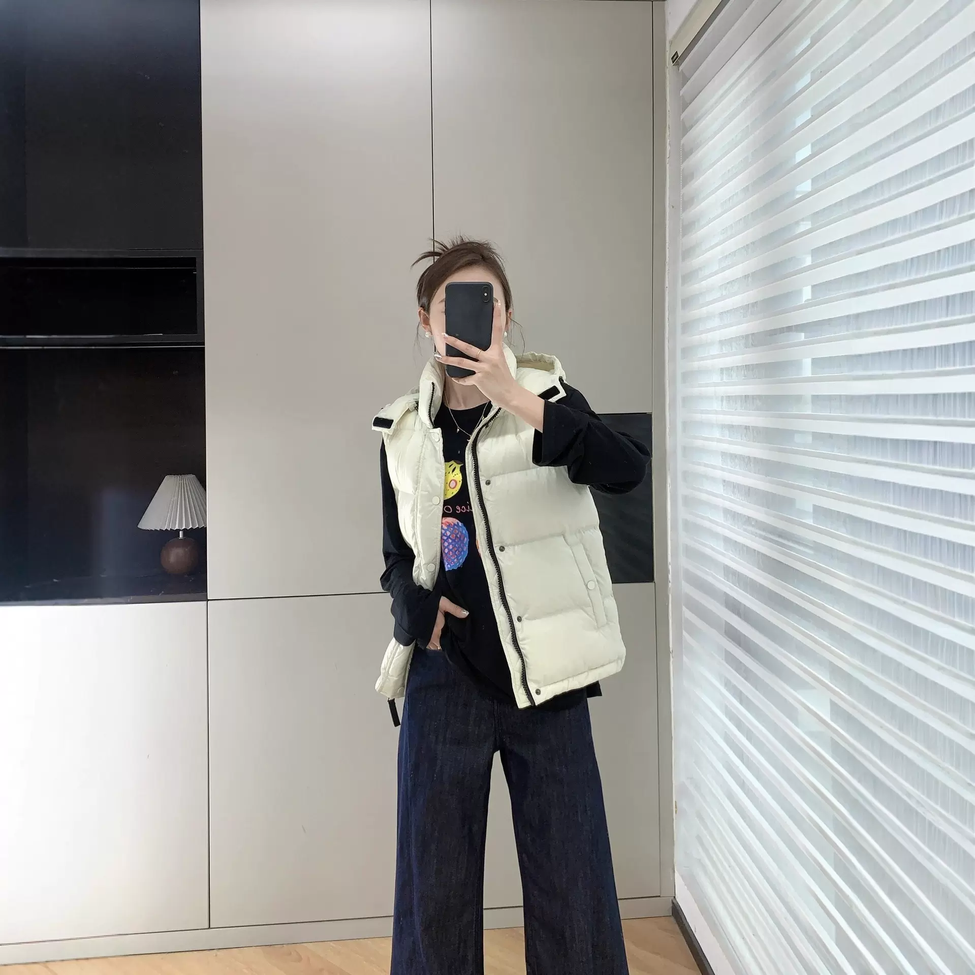 秋冬短款外套白鸭绒羽绒服女马甲女韩版宽松显瘦背心百搭尾货批发