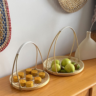 New Year festive bamboo woven small basket stove tea and tea fruit basket Chinese pastry tray creative small bamboo basket