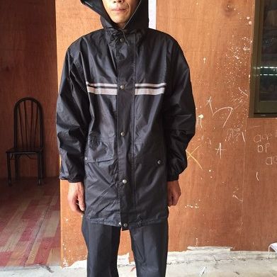保护神夜光型雨衣套装 双层带网衬透气性好 成人雨衣雨裤套装厂家